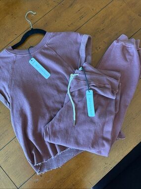 NWT Self Contrast Burgundy (Anthropologie) Sweatshirt & Sweatpants - M (Flaw)